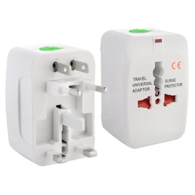 Adaptor Universal de Priza